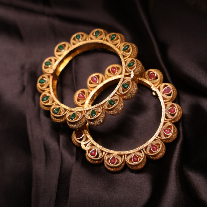 Regal Temple Drop Kada Set